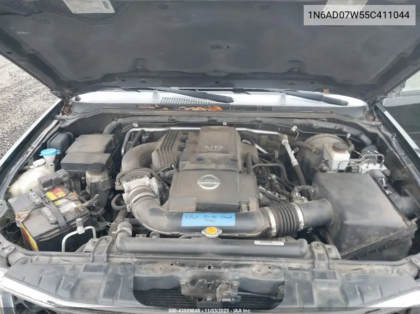 1N6AD07W55C411044 2005 Nissan Frontier Se