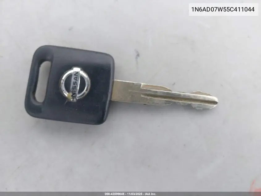 1N6AD07W55C411044 2005 Nissan Frontier Se