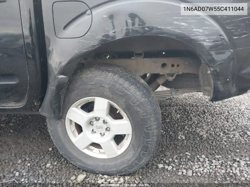 1N6AD07W55C411044 2005 Nissan Frontier Se