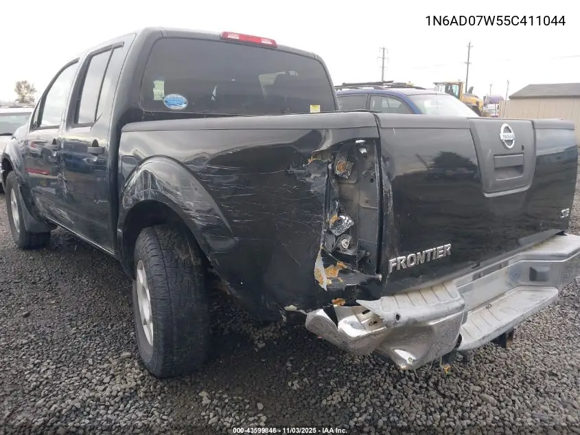 1N6AD07W55C411044 2005 Nissan Frontier Se