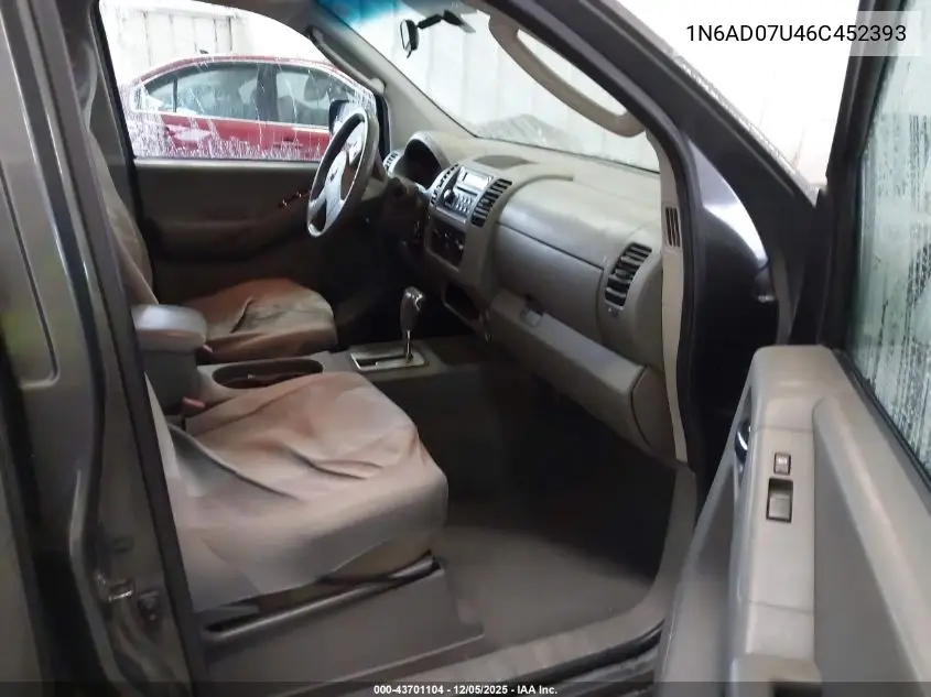 1N6AD07U46C452393 2006 Nissan Frontier Se