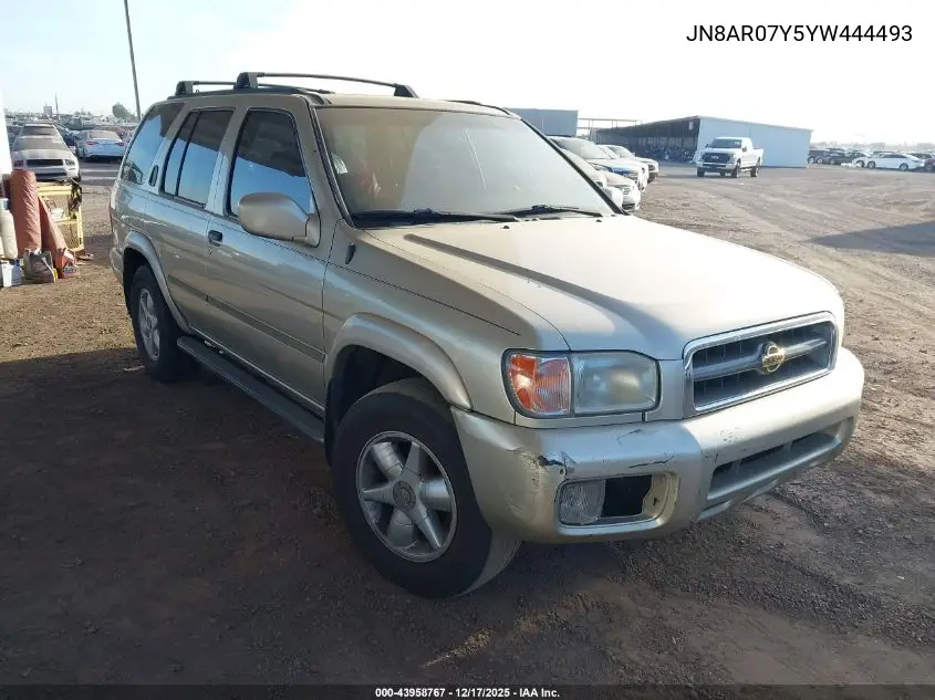 JN8AR07Y5YW444493 2000 Nissan Pathfinder Le/Se/Xe