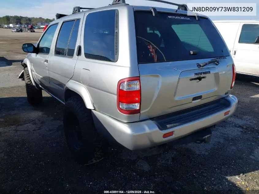JN8DR09Y73W831209 2003 Nissan Pathfinder Le