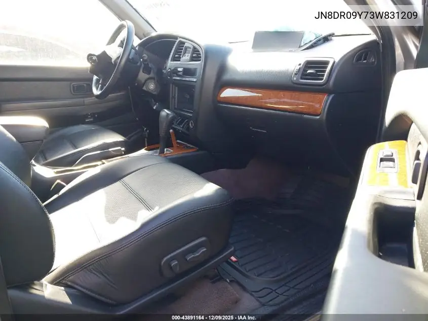 JN8DR09Y73W831209 2003 Nissan Pathfinder Le