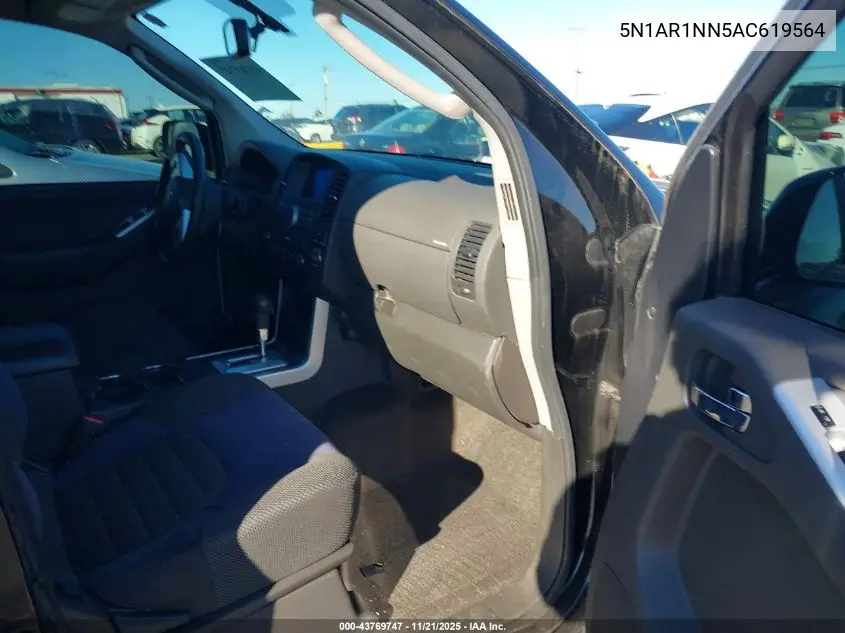 5N1AR1NN5AC619564 2010 Nissan Pathfinder Se