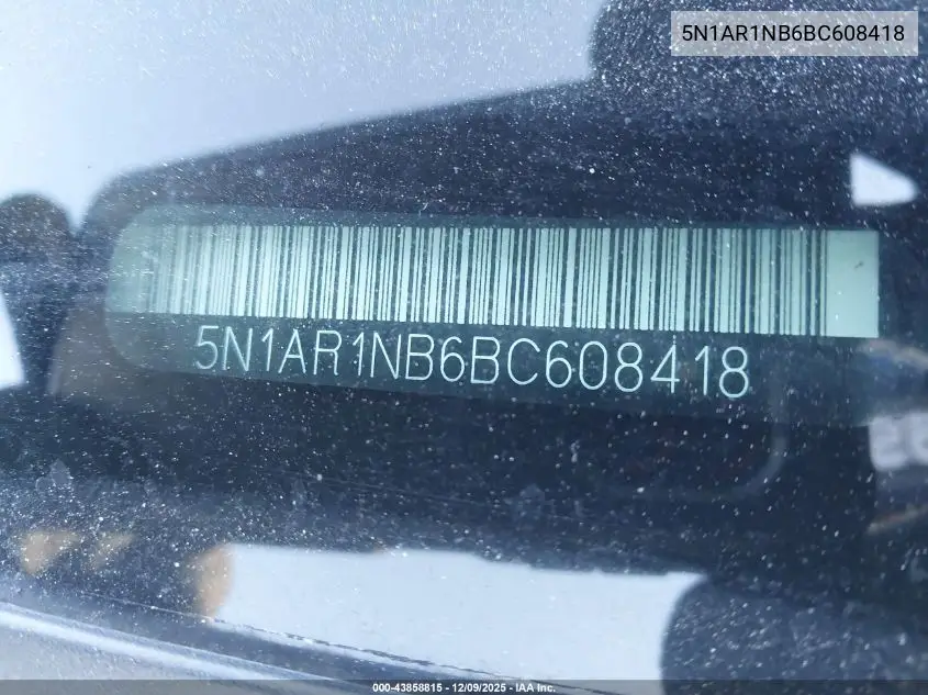 5N1AR1NB6BC608418 2011 Nissan Pathfinder Silver