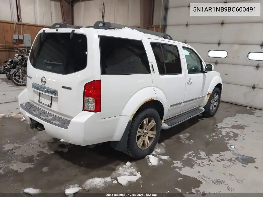 5N1AR1NB9BC600491 2011 Nissan Pathfinder Silver