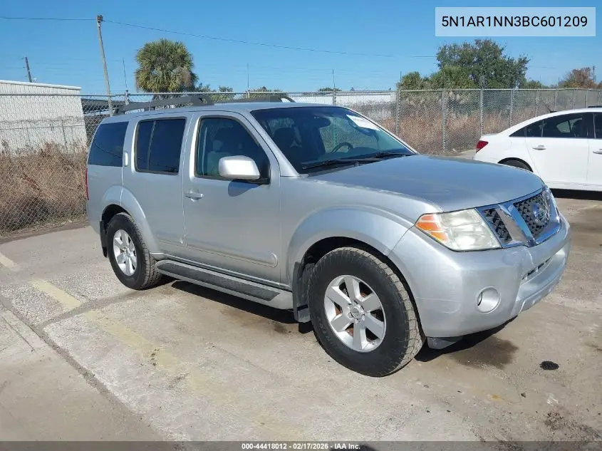 5N1AR1NN3BC601209 2011 Nissan Pathfinder Sv