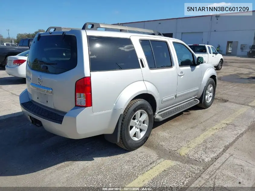 5N1AR1NN3BC601209 2011 Nissan Pathfinder Sv