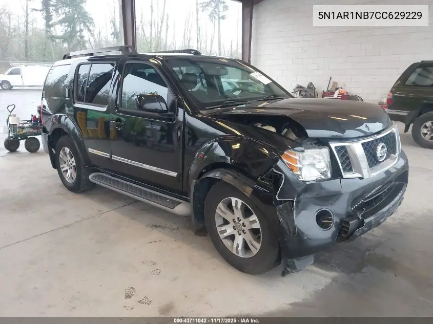 5N1AR1NB7CC629229 2012 Nissan Pathfinder Silver