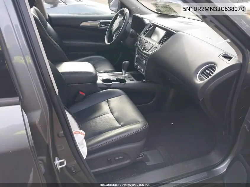 5N1DR2MN3JC638070 2018 Nissan Pathfinder Sl