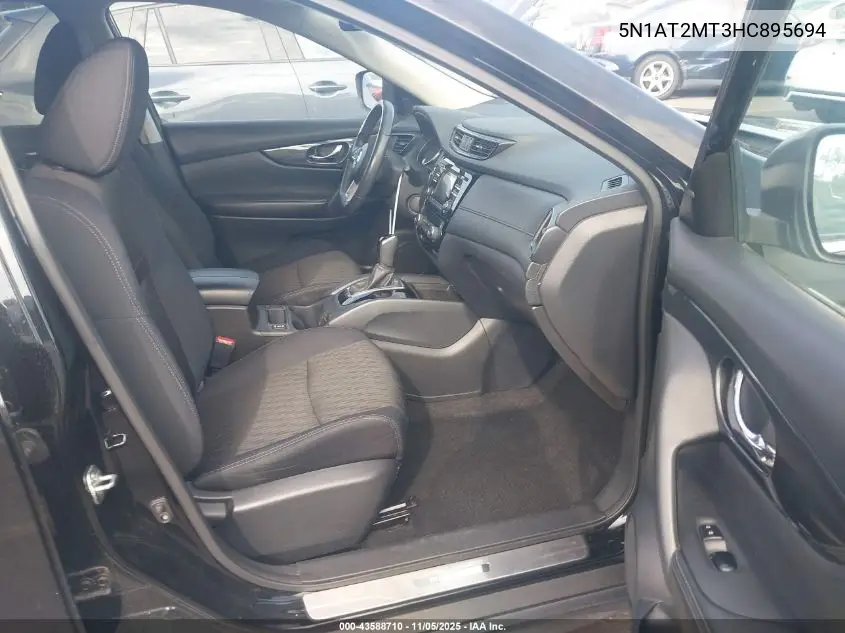 5N1AT2MT3HC895694 2017 Nissan Rogue Sv
