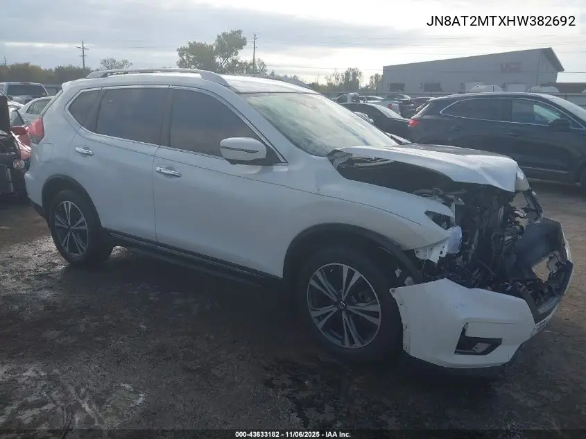 JN8AT2MTXHW382692 2017 Nissan Rogue Sl