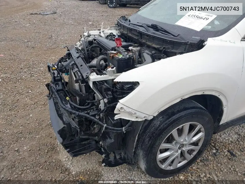 5N1AT2MV4JC700743 2018 Nissan Rogue Sv