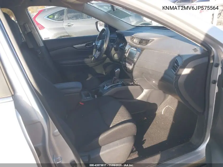 KNMAT2MV6JP575564 2018 Nissan Rogue Sv