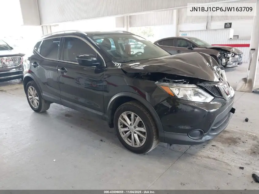 JN1BJ1CP6JW163709 2018 Nissan Rogue Sport Sv