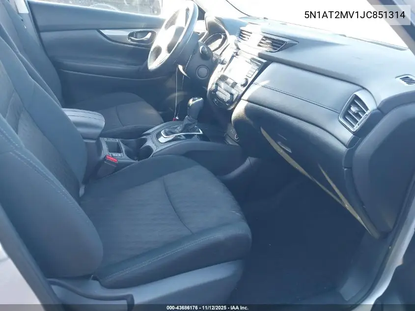 5N1AT2MV1JC851314 2018 Nissan Rogue Sv