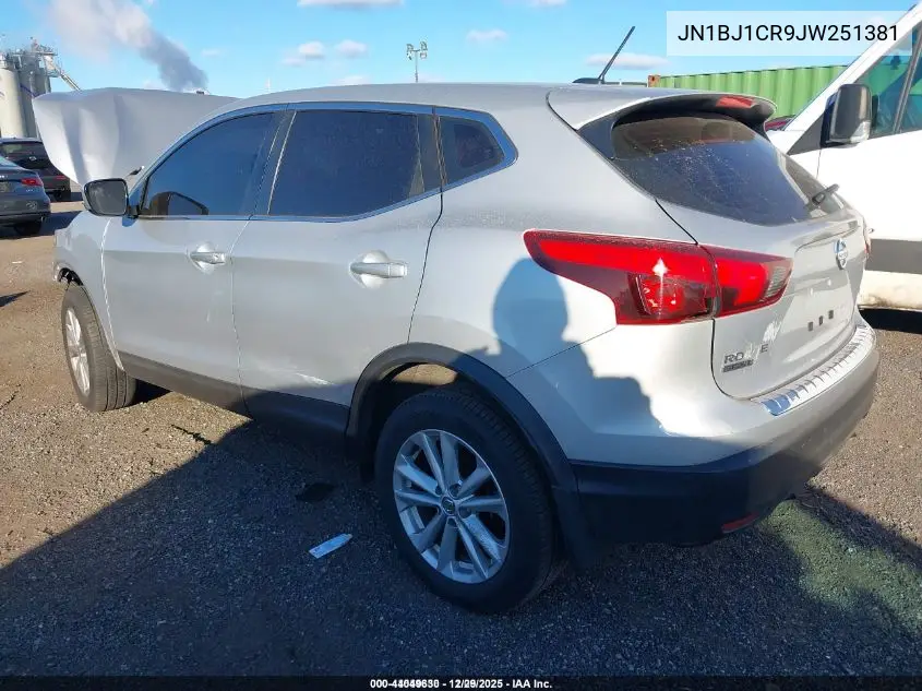 JN1BJ1CR9JW251381 2018 Nissan Rogue Sport S
