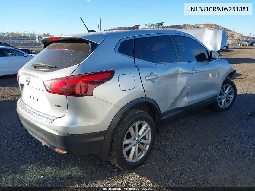 JN1BJ1CR9JW251381 2018 Nissan Rogue Sport S
