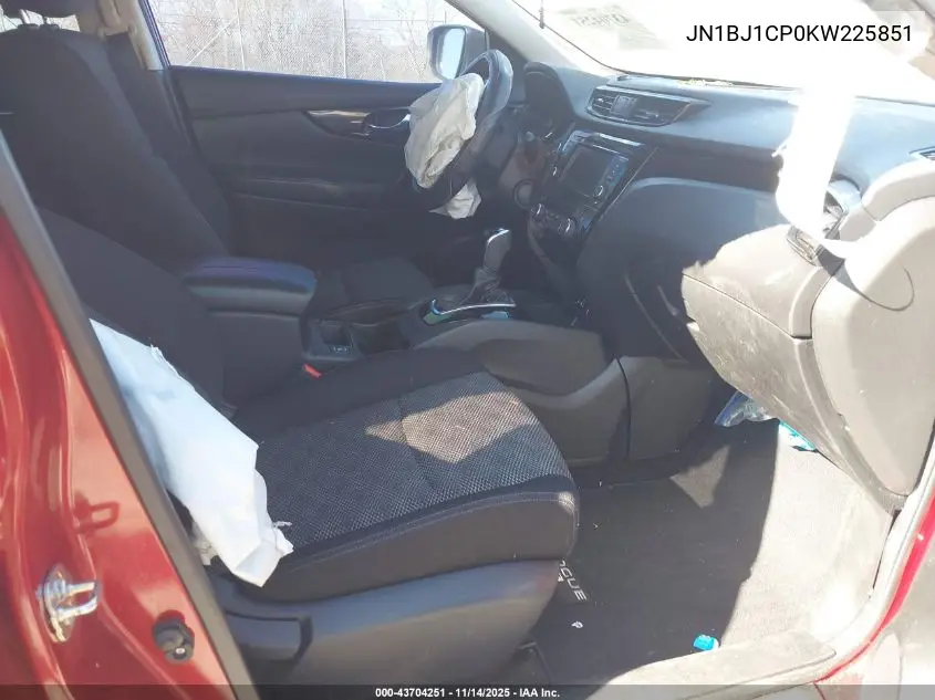 JN1BJ1CP0KW225851 2019 Nissan Rogue Sport Sv
