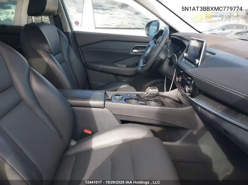 5N1AT3BBXMC779774 2021 Nissan Rogue Sv