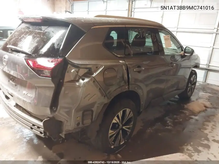 5N1AT3BB9MC741016 2021 Nissan Rogue Sv Intelligent Awd