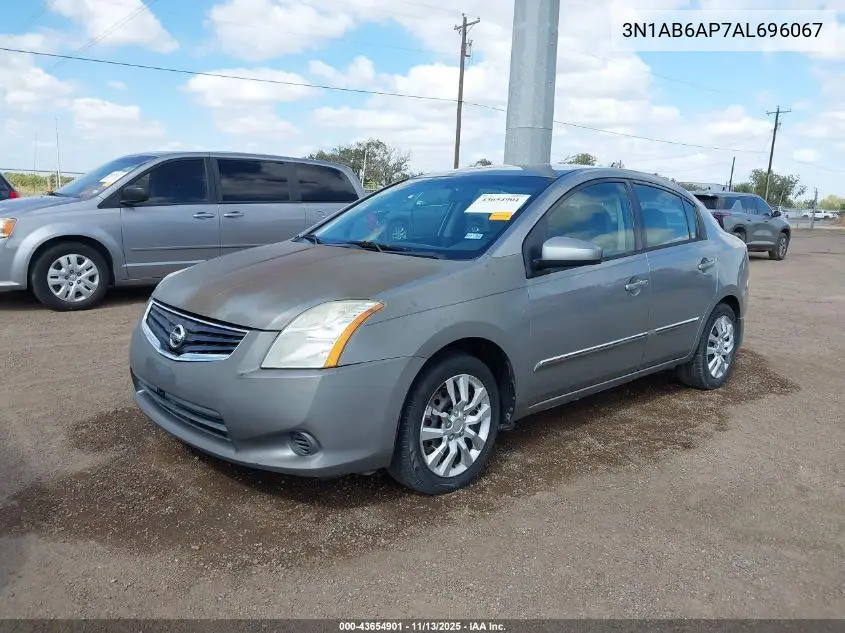 3N1AB6AP7AL696067 2010 Nissan Sentra 2.0S