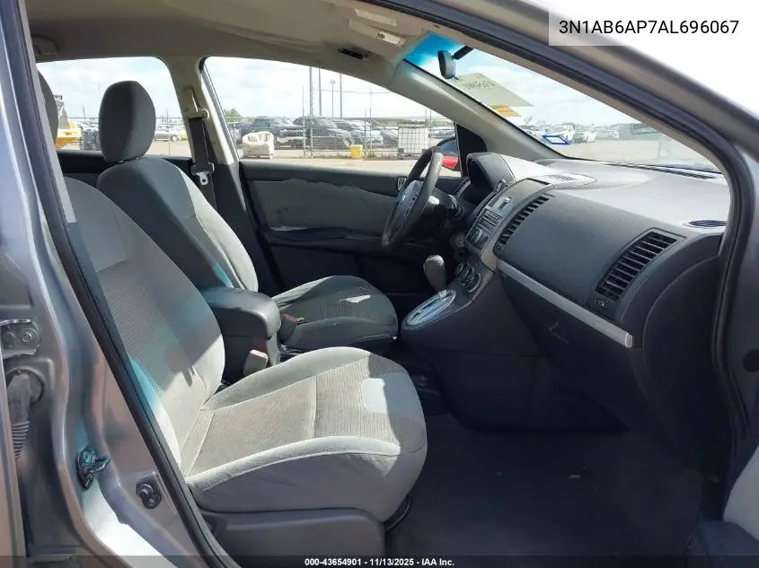 3N1AB6AP7AL696067 2010 Nissan Sentra 2.0S