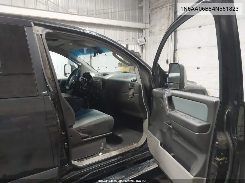 1N6AA06B84N561823 2004 Nissan Titan Se