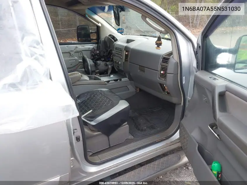 1N6BA07A55N531030 2005 Nissan Titan Le