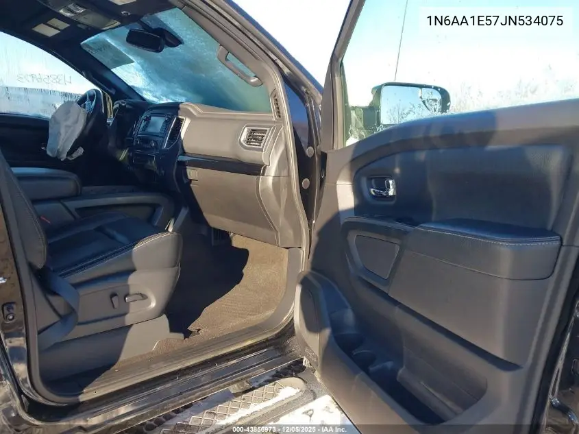 1N6AA1E57JN534075 2018 Nissan Titan Sl