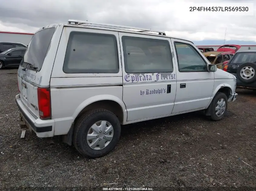 2P4FH4537LR569530 1990 Plymouth Voyager Se