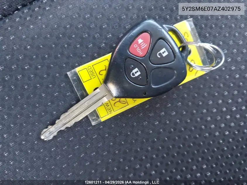 2010 Pontiac Vibe VIN: 5Y2SM6E07AZ402975 Lot: 12601211
