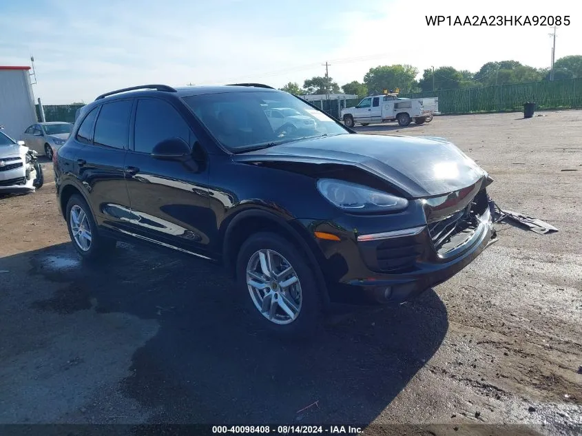 2017 Porsche Cayenne VIN: WP1AA2A23HKA92085 Lot: 40098408