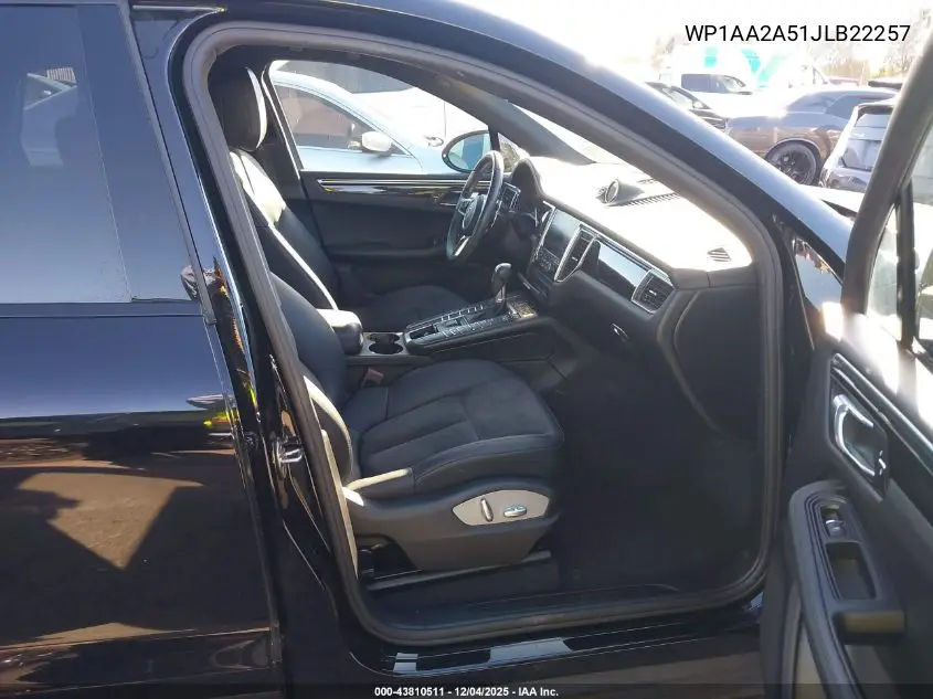 WP1AA2A51JLB22257 2018 Porsche Macan