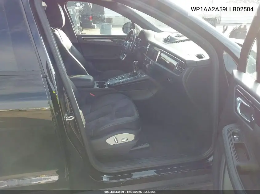 WP1AA2A59LLB02504 2020 Porsche Macan