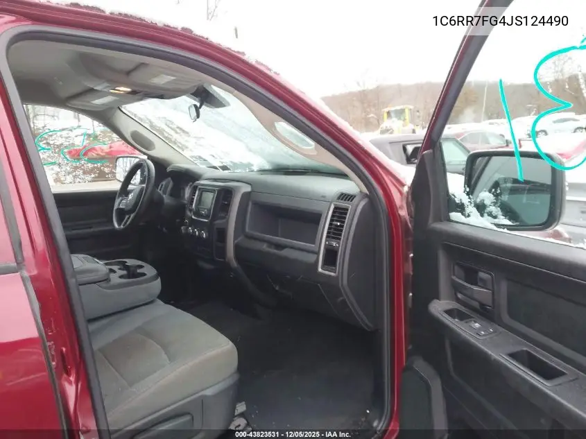 1C6RR7FG4JS124490 2018 Ram 1500 Express 4X4 6'4 Box