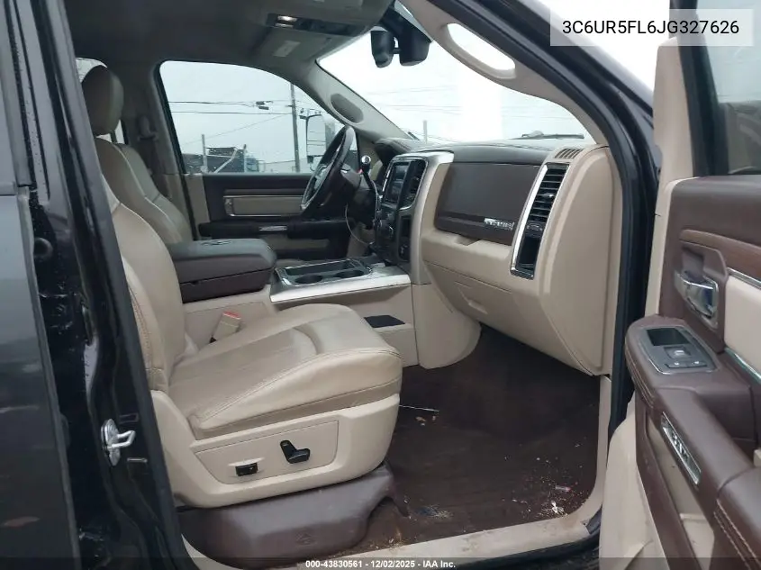 3C6UR5FL6JG327626 2018 Ram 2500 Laramie 4X4 6'4 Box