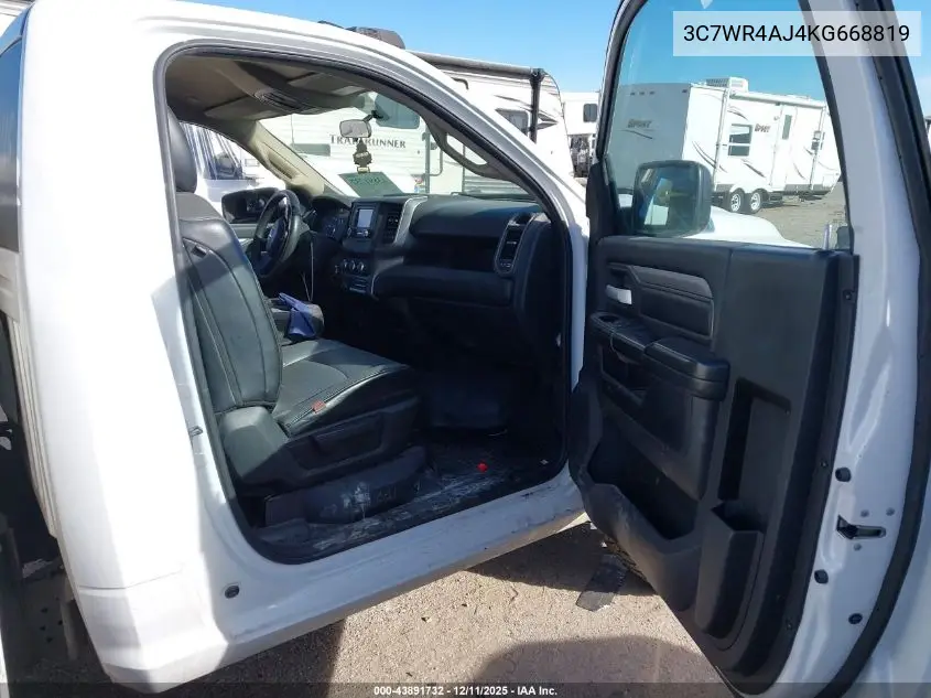 3C7WR4AJ4KG668819 2019 Ram 2500 Tradesman 4X2 8' Box