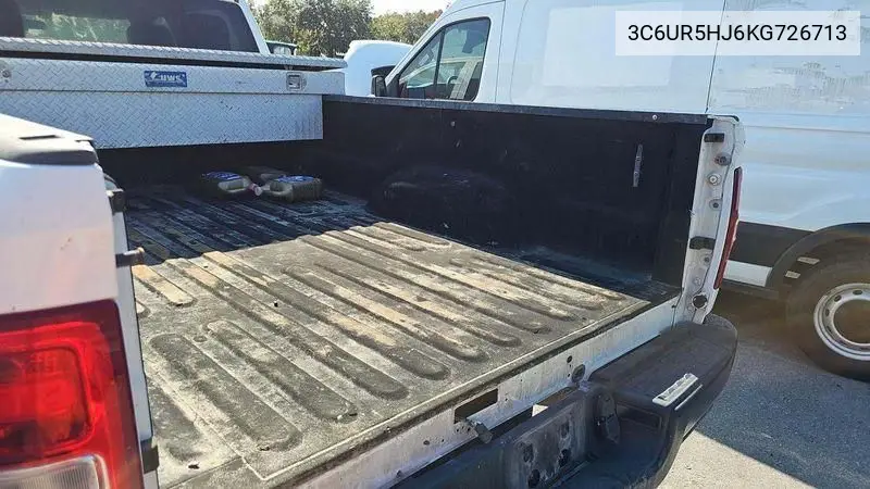 3C6UR5HJ6KG726713 2019 Ram 2500 Tradesman 4X4 8' Box