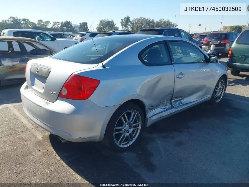 JTKDE177450032509 2005 Scion Tc