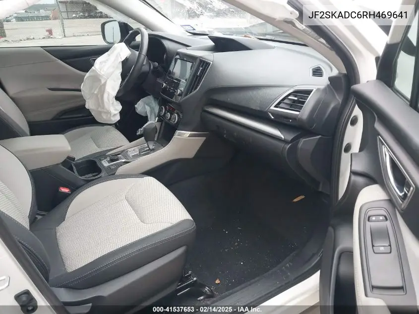JF2SKADC6RH469641 2024 Subaru Forester Premium