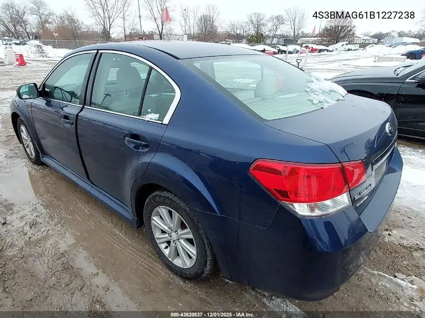 4S3BMAG61B1227238 2011 Subaru Legacy 2.5I Premium