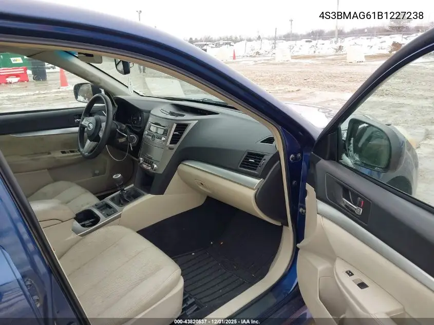4S3BMAG61B1227238 2011 Subaru Legacy 2.5I Premium