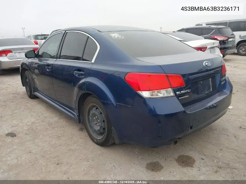 4S3BMBA63B3236171 2011 Subaru Legacy 2.5I