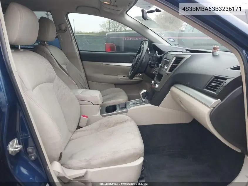 4S3BMBA63B3236171 2011 Subaru Legacy 2.5I