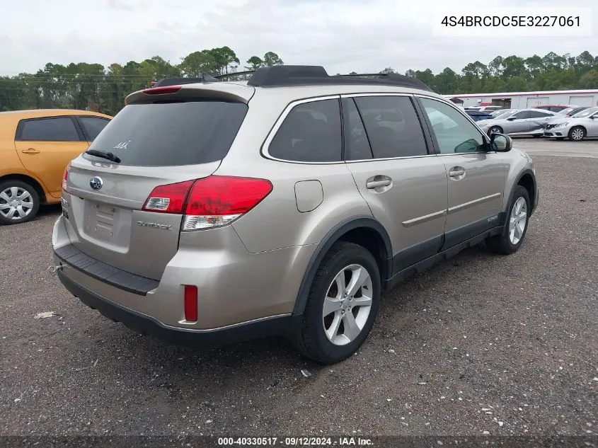 2014 Subaru Outback 2.5I Premium VIN: 4S4BRCDC5E3227061 Lot: 40330517