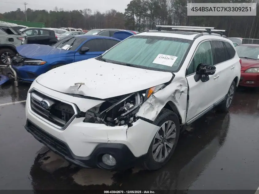 4S4BSATC7K3309251 2019 Subaru Outback 2.5I Touring