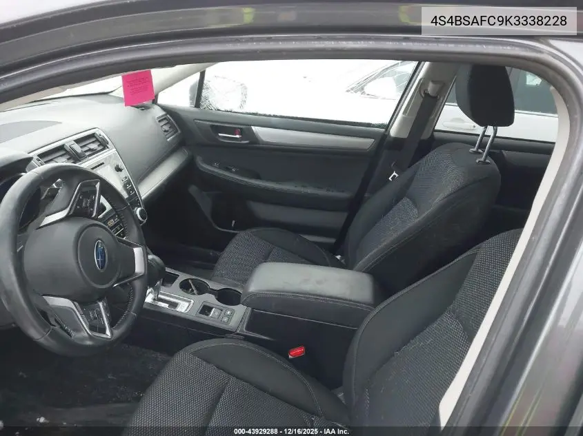 4S4BSAFC9K3338228 2019 Subaru Outback 2.5I Premium