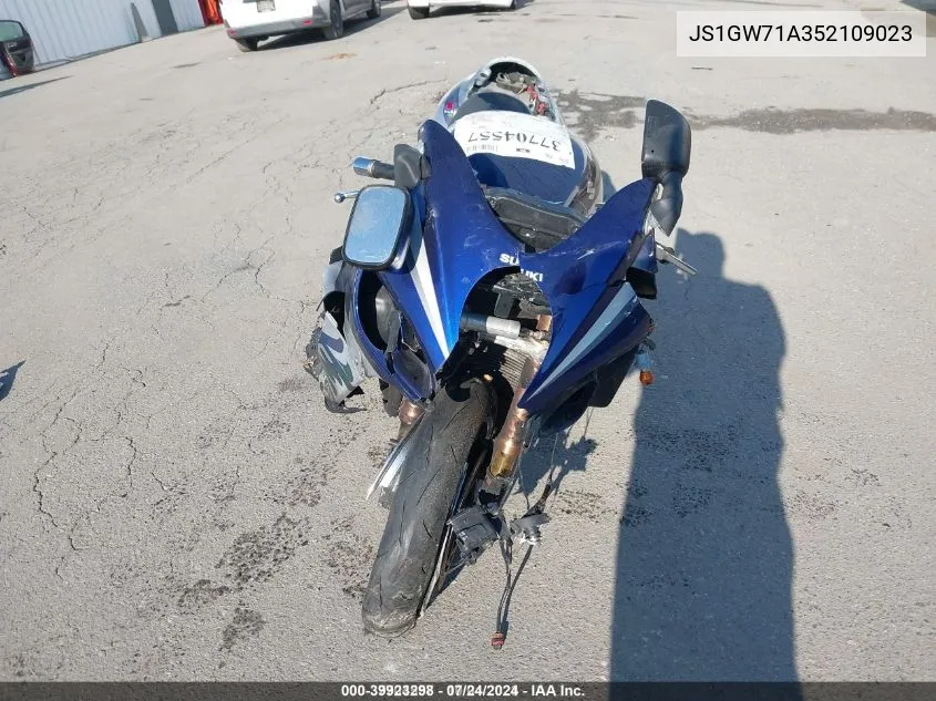 2005 Suzuki Gsx1300 Rk5 VIN: JS1GW71A352109023 Lot: 39923298